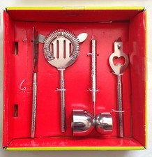 Set 4 Pezzi Barra Inox Martellato - Colino, Apripiedi, Misuratore di Peg, Coltello Agrumi
