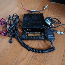 Yaesu FT-4700 Mobile Radio