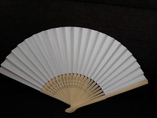  VENTAGLIO BIANCO MANICO LEGNO