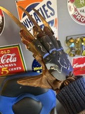 Guanto in metallo Nightmare On