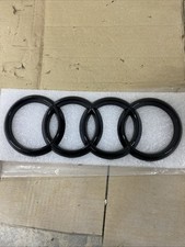 STEMMA LOGO ANTERIORE AUDI COMPATIBILE CON AUDI Q2 2016/2018 282mm NERO LUCIDO