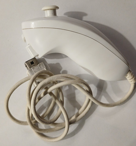 Nintendo wii controller - wii,