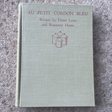 Au Petit Cordon Bleu. (Dione
