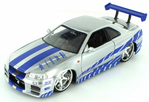 Nissan skyline bnr34 - gt-r,