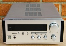 Ampli Tuner Yamaha RX-E100