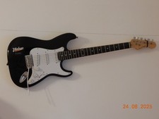 chitarra elettrica usata per