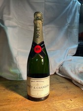CHAMPAGNE MOET & CHANDON BRUT