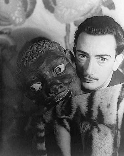 Salvador dalí con maschera - dalÍ,