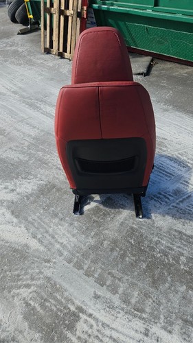 Asiento delantero izquierdo - delantero,