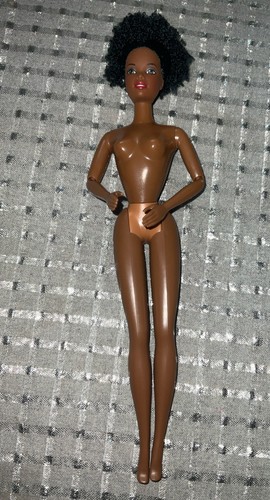 Bambola barbie afroamericana - bambola,