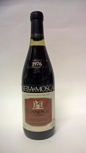 Sella mosca cannonau di - &,