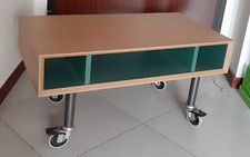 Tavolino basso per televisore o altro