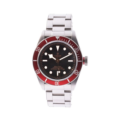 Tudor black bay heritage - tudor,