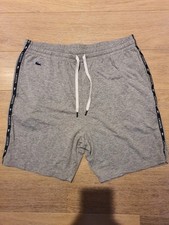 short lacoste taille L
