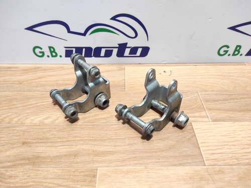 Coppia staffe supporti