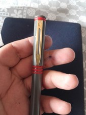penna stilografica waterman. Di Plastica Rosso Grigio. Made In France 