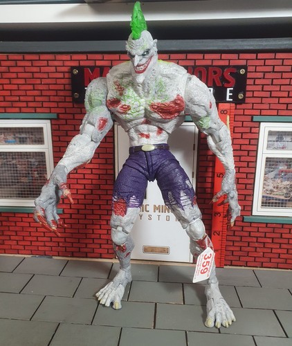 Collectibles titan joker - dc,