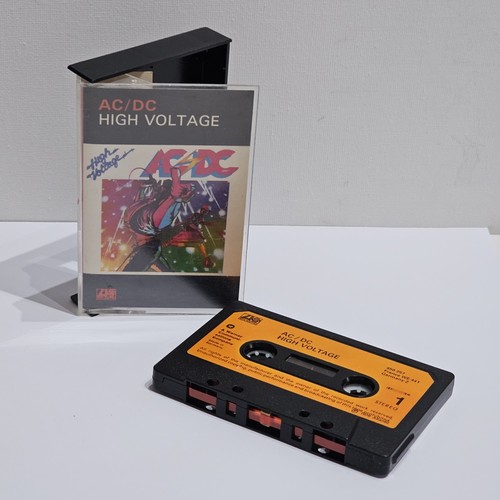 High voltage 1976 stereo - ac/dc,