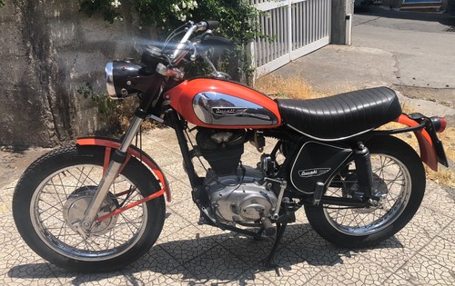 Moto ducati scrambler 350 - moto,