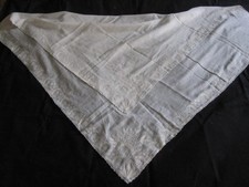 Ancien châle traditionnel