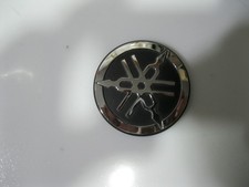 Yamaha x max 300 logo emblema originale dei tre diapason in buone condizioni