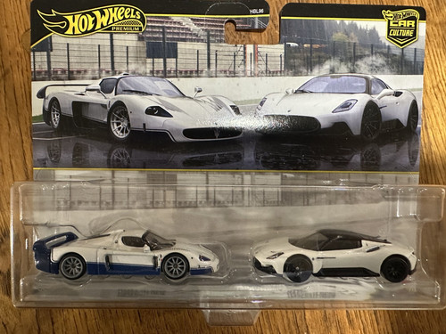 Hot wheels premium - premium, car