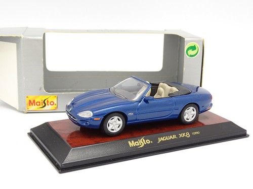 Maisto jaguar xk8 - 1/43,