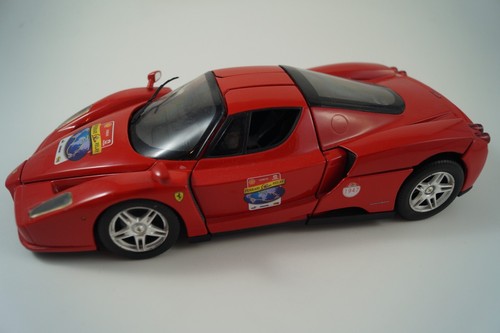 Hot wheels modellino - hot, 1:18
