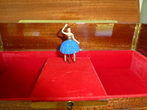 Vintage swiss reuge ballerina - swiss,