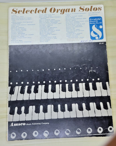 Selezionato organo assoli