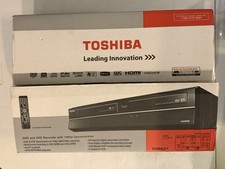 Toshiba DVR620 DVD VHS registratore combinato con videoregistratore 1080p upconversion. mai usato leggi