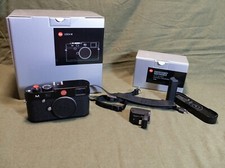 leica M240 + grip multifunzione+ olimpus wiufinder