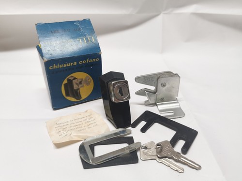 Chiusura cofano pulsante con - chiusura,