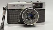 Olympus Trip 35 con obiettivo
