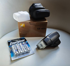 Nikon SB-400 Speedlight ottime