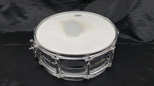 Guscio acciaio legato - in,