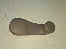 735387859 MANIGLIA ALZAVETRO