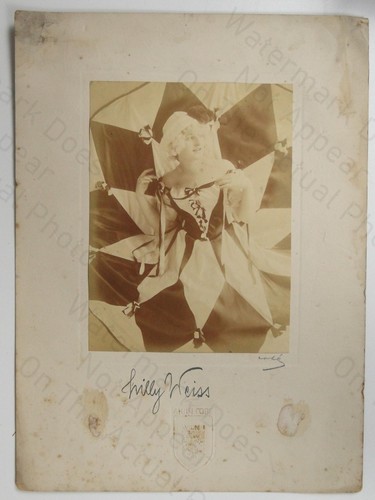 Actress lilly weiss - actress, harlequin