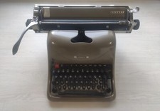 Olivetti Lexicon 80 Typewriter