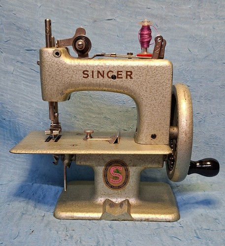 Macchina cucire singer - da,