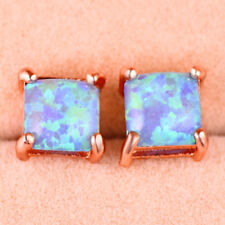 Orecchini a perno fatti a mano