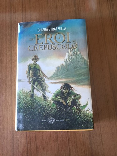 Gli eroi del crepuscolo - , |