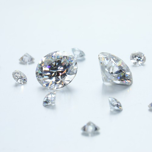 Diamante moissanite sfuso