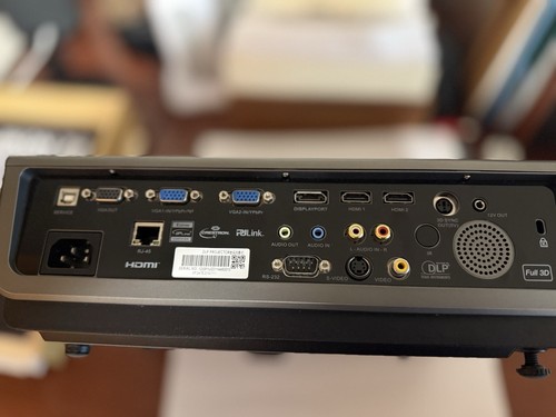Optoma crestron daehuzz eh500 - optoma,