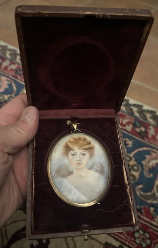 Antica miniatura con scatola - antica,