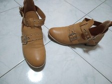 Stivaletto Corto Alla Caviglia Colore Cuoio N 37 Ecopelle Scamosciata Con Fibie 