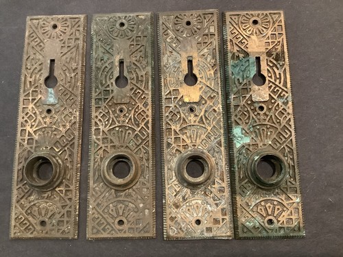 Antico pomello per porta