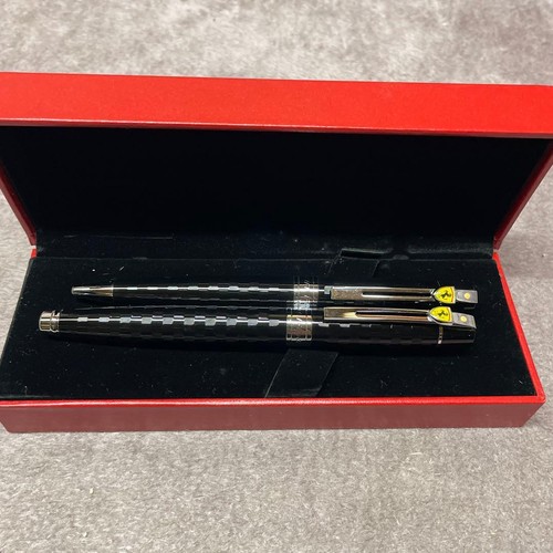 Set penne stilografiche - di, a
