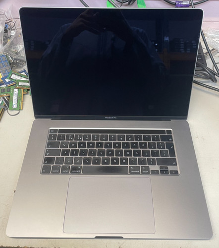 Apple macbook pro a2141 - apple,