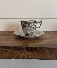 Tazza da tè e piattino
